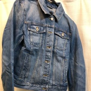 Banana Republic denim trucker jacket